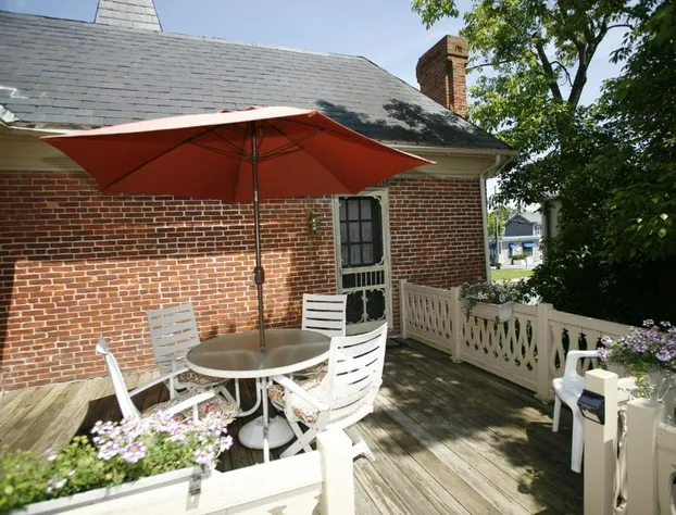 Parsonage Inn hotel detail image 1