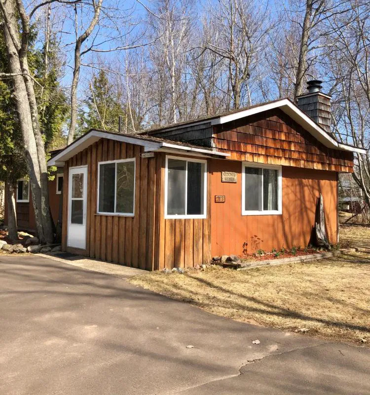 Miller's Cottages hotel hero