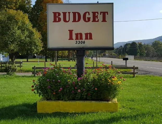 Budget Inn hotel detail image 4