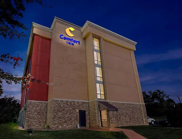 Comfort Inn Cranberry Township hotel detail image 1