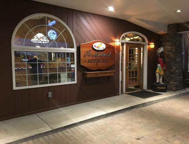 Landmark Motor Inn hotel detail image 1