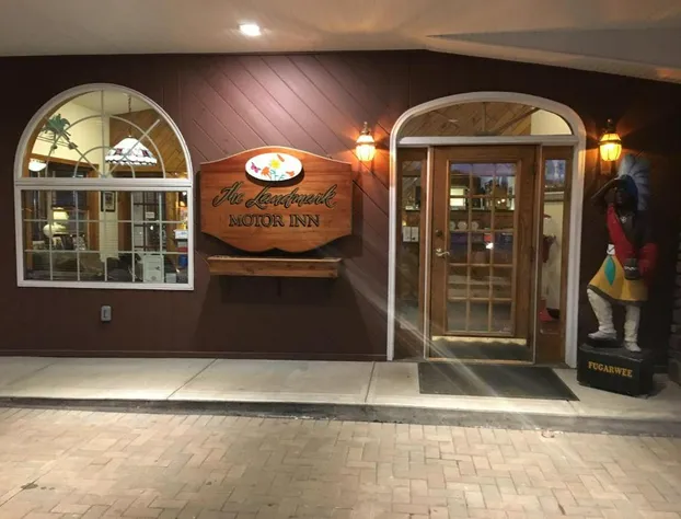 Landmark Motor Inn hotel detail image 3