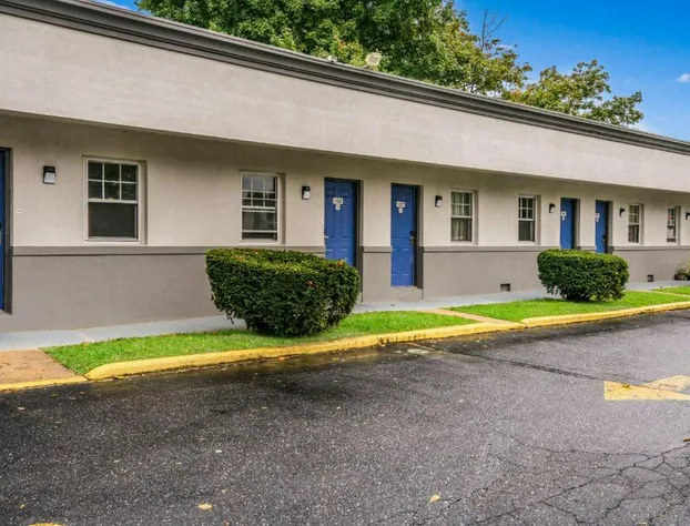 Executive Inn And Suites hotel detail image 1