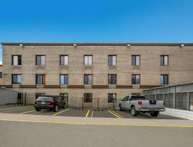 Quality Inn JFK Airport Rockaway Blvd hotel detail image 3