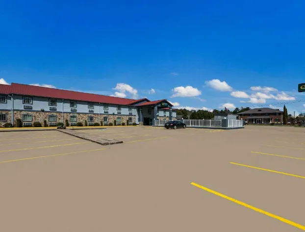 Quality Inn JFK Airport Rockaway Blvd hotel detail image 2