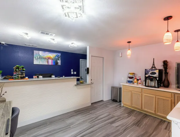 Freer Executive Inn and Studios hotel detail image 3