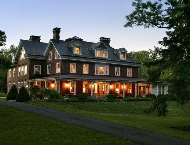 Cameron Estate Inn & Restaurant hotel detail image 1
