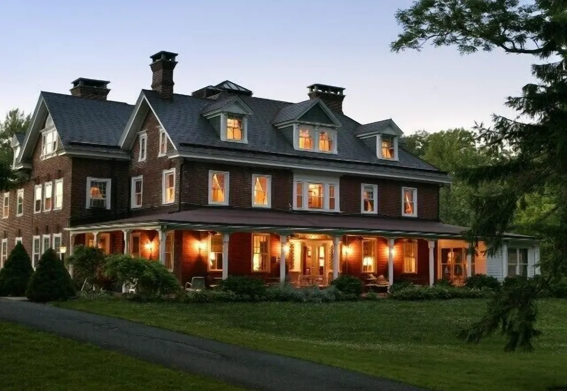 Cameron Estate Inn & Restaurant hotel hero