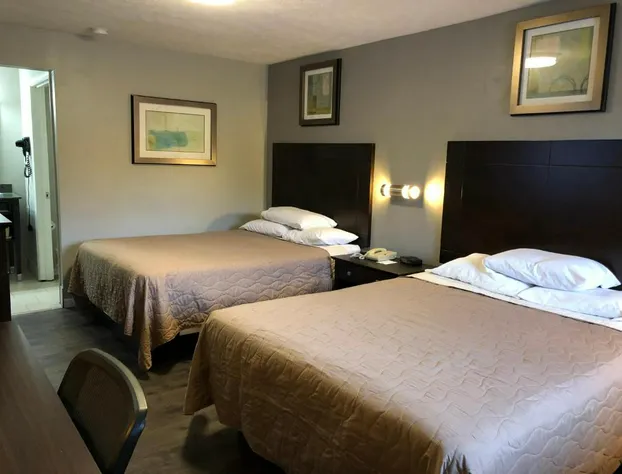 Deerfield Inn & Suites hotel detail image 4