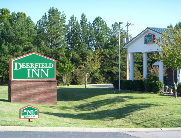 Deerfield Inn & Suites hotel detail image 1