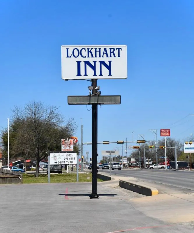 Lockhart Inn hotel hero