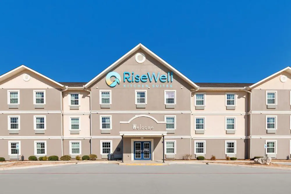 Risewell Kitchen Suites Pleasanton hotel hero