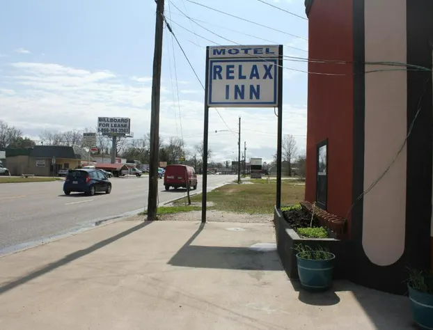 Relax Inn Motel hotel detail image 3