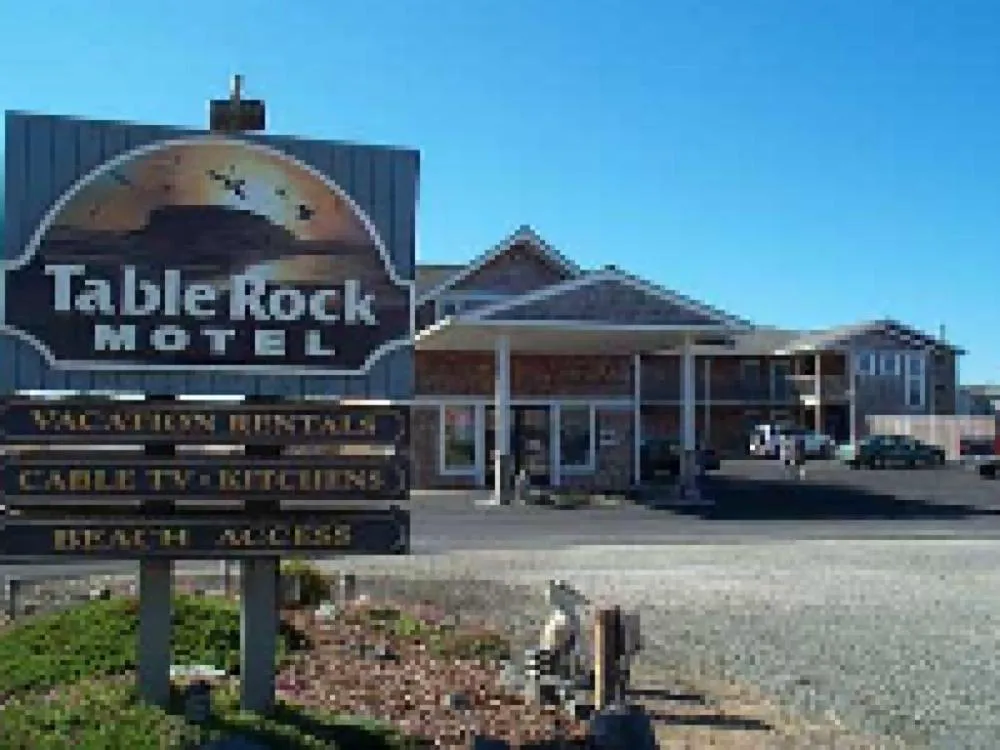 Table Rock Motel hotel hero