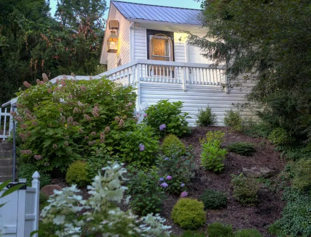 Bluefield Inn a Select Registry Propery hotel detail image 3