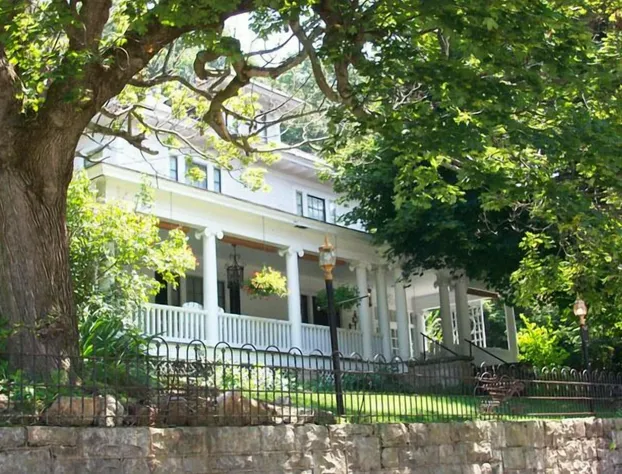 Bluefield Inn a Select Registry Propery hotel detail image 1