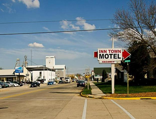 Inn Town Motel hotel detail image 2
