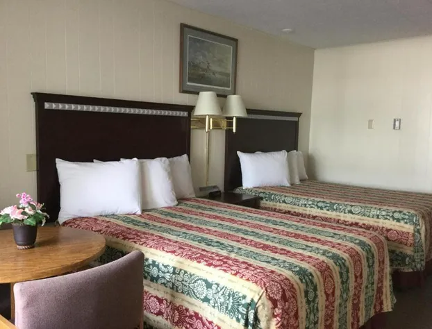 Inn Town Motel hotel detail image 4