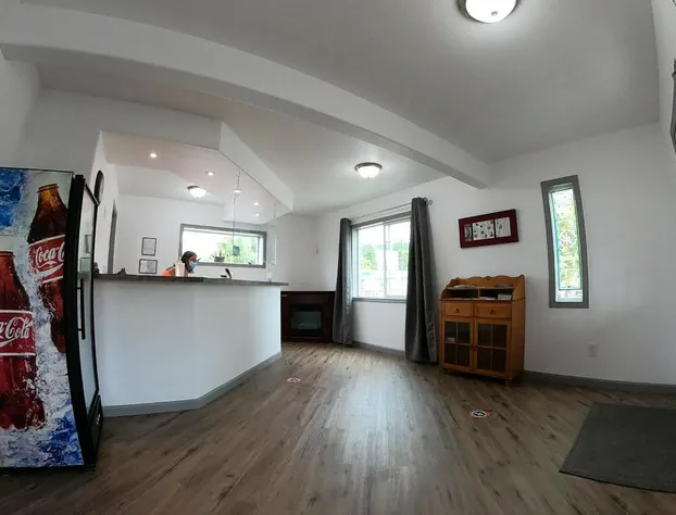 Col-Pacific Motel hotel detail image 4