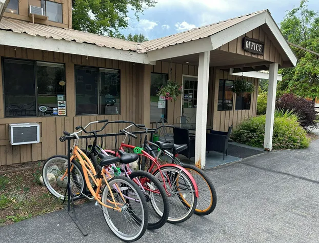 Winthrop Inn hotel detail image 2