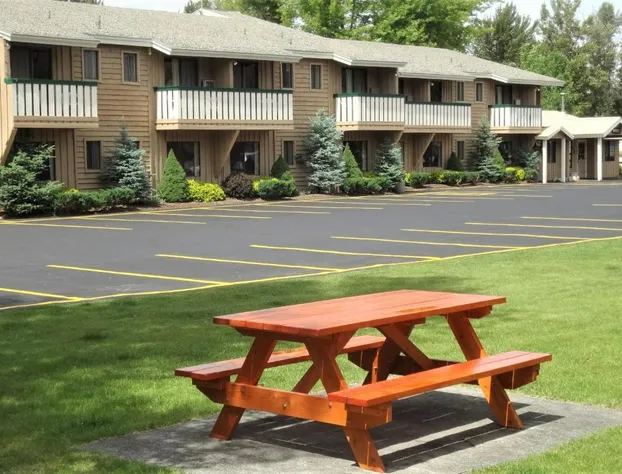 Winthrop Inn hotel detail image 1