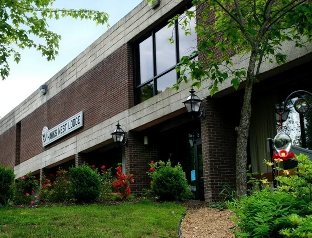 Hawks Nest State Park hotel detail image 1