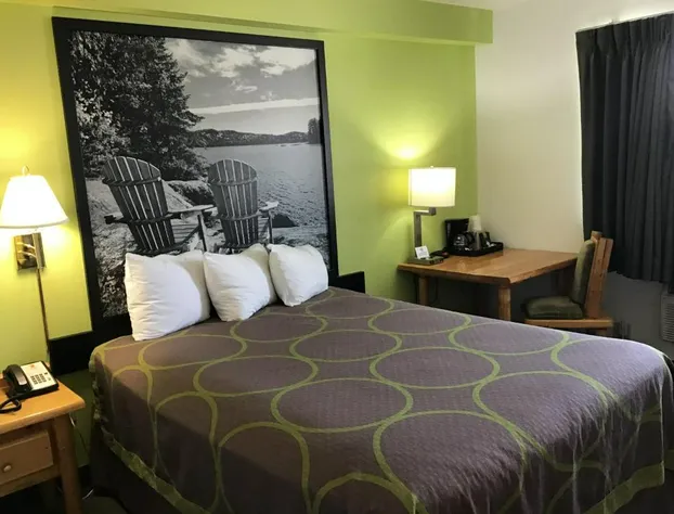 Super 8 by Wyndham Powell hotel detail image 4