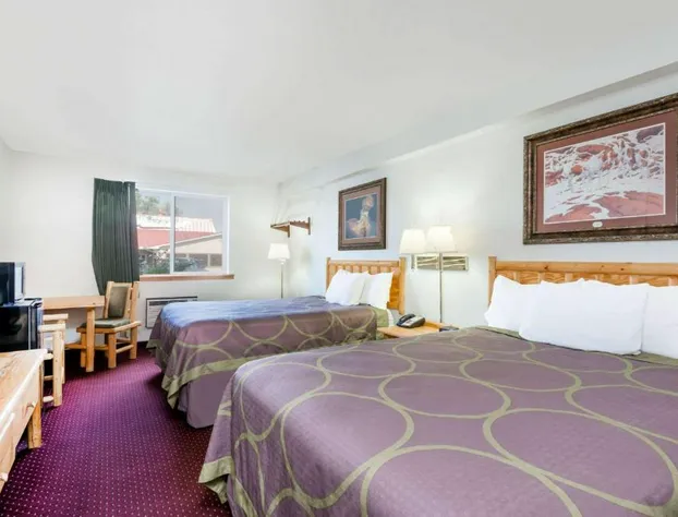 Super 8 by Wyndham Powell hotel detail image 3