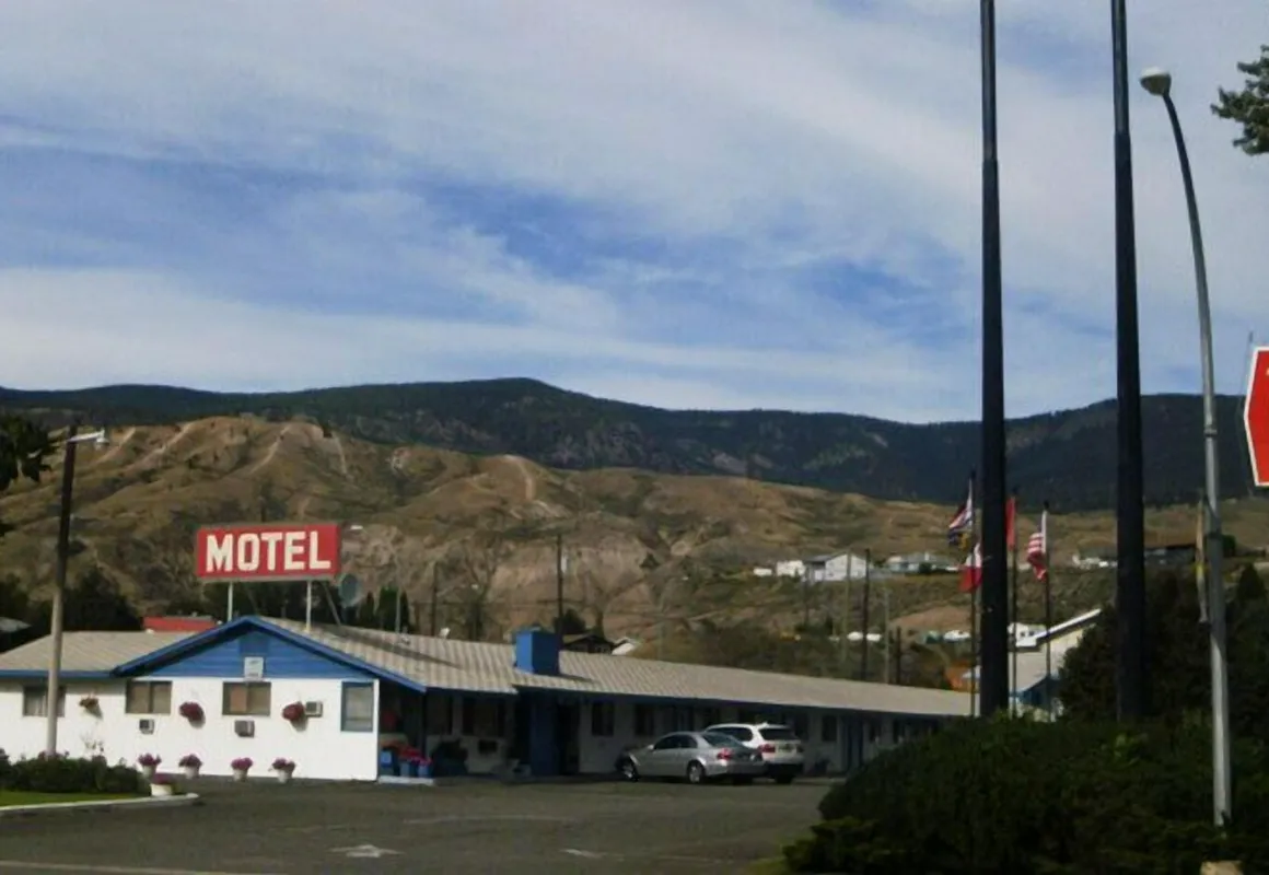 Tumbleweed Motel hotel hero