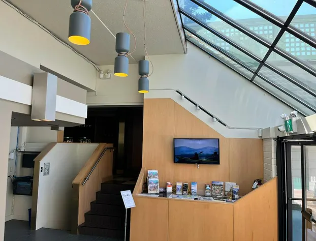 Sechelt Inn hotel detail image 2