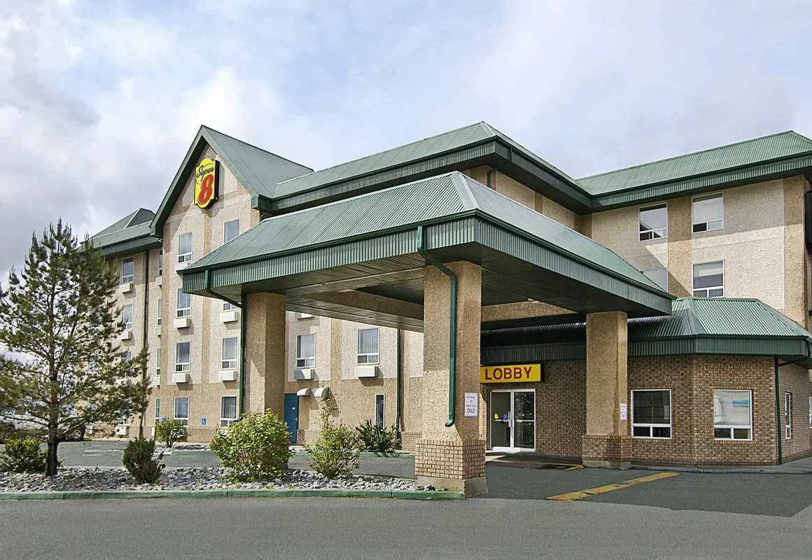 Super 8 by Wyndham Edmonton International Airport hotel hero