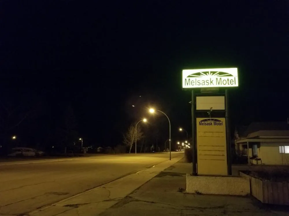 Melsask Motel hotel hero