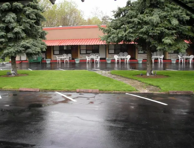 Capricorn Motel Royale Thousand Islands hotel detail image 2