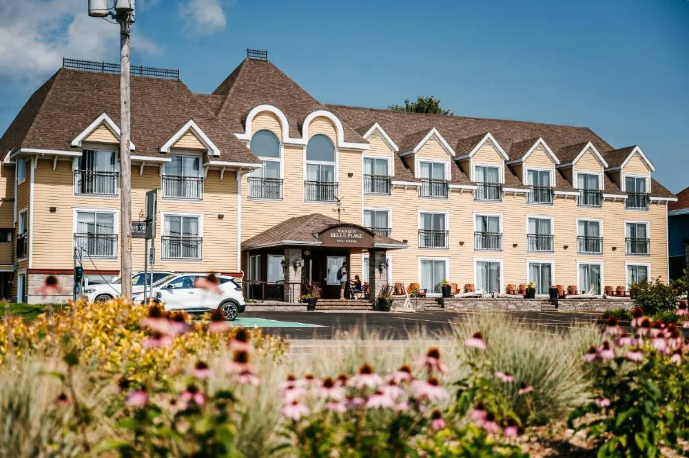Manoir Belle Plage hotel hero
