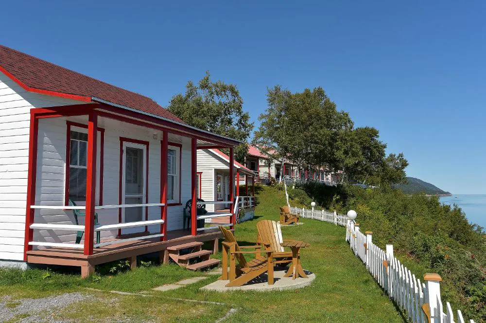 Motel Les Chalets Bo-Fleuve hotel hero
