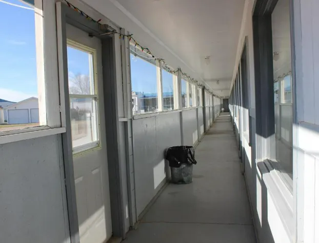 Raval Paradise Motel & RV Park hotel detail image 2