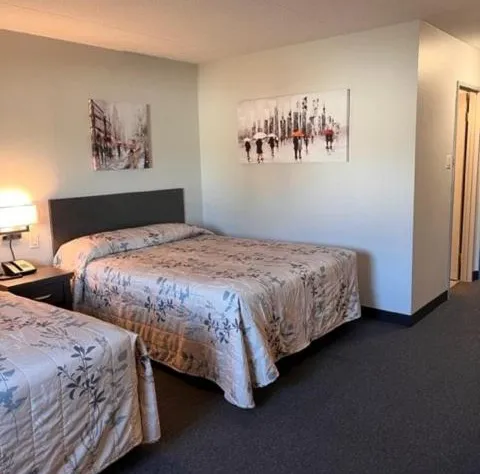 Kirkfield Motor Hotel hotel detail image 1