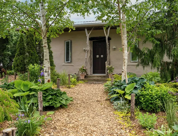 Owl's Nest Suites hotel detail image 2