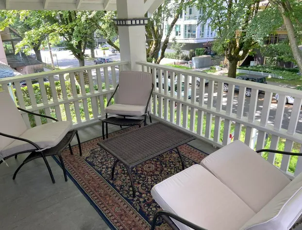 Cambie Lodge B&B hotel detail image 4