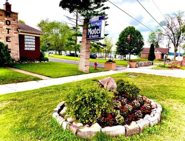 Park Place Motel & Suites hotel detail image 2