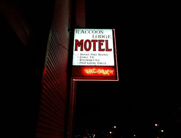 Raccoon Lodge hotel detail image 1