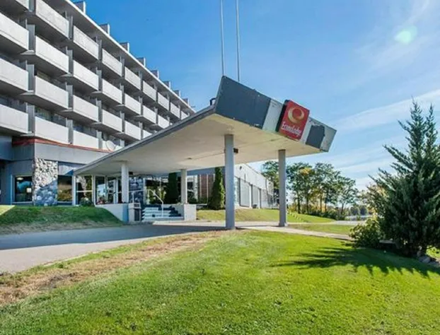 Econo Lodge hotel detail image 1