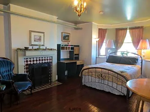 A Tanners Home Inn Bed and Breakfast hotel detail image 4