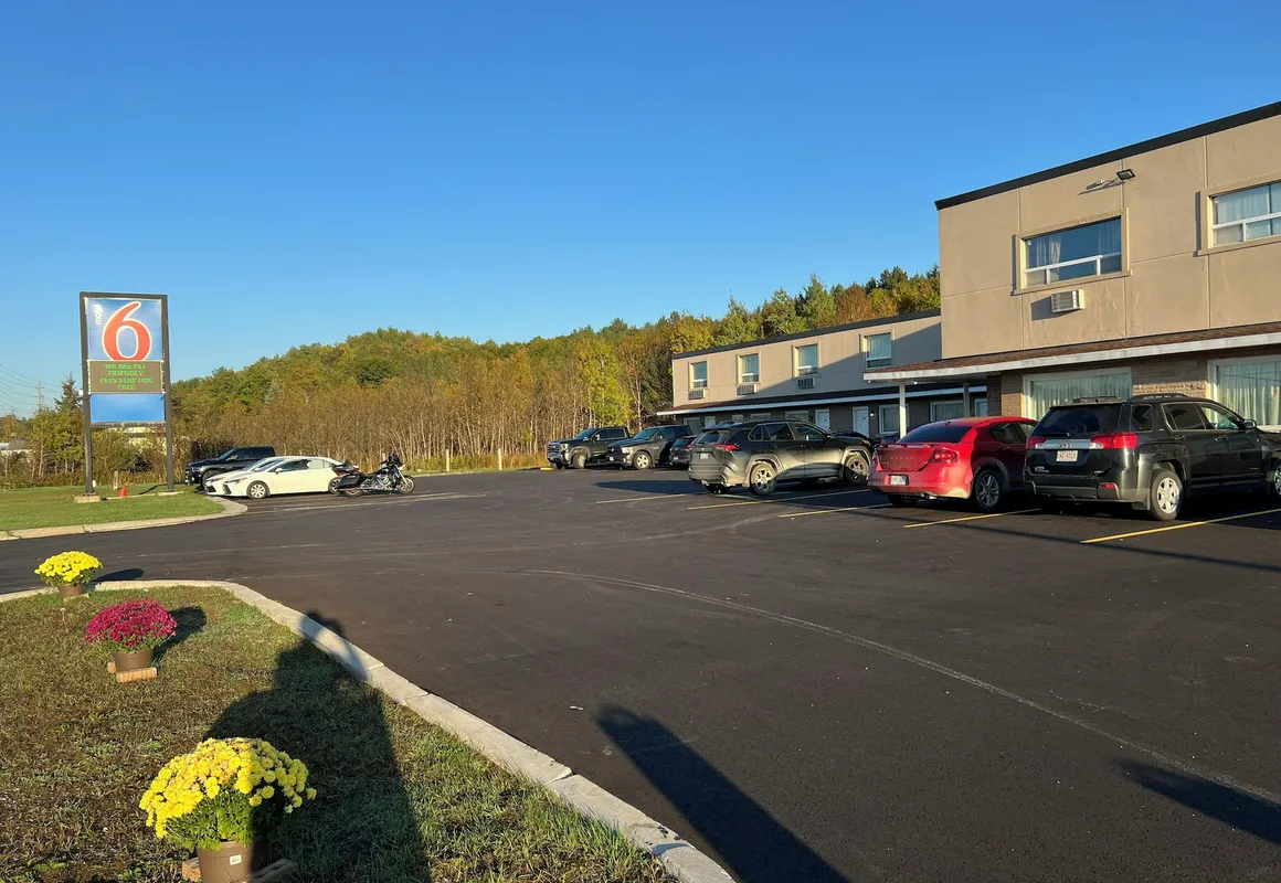 Motel 6 Sudbury, ON hotel hero