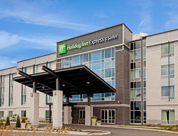 Holiday Inn Express Hotel Saint - Hyacinthe by IHG hotel detail image 1