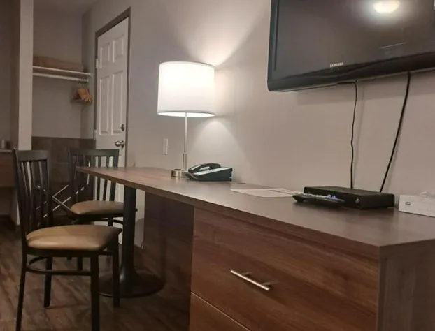 Bon Voyage Inn hotel detail image 4