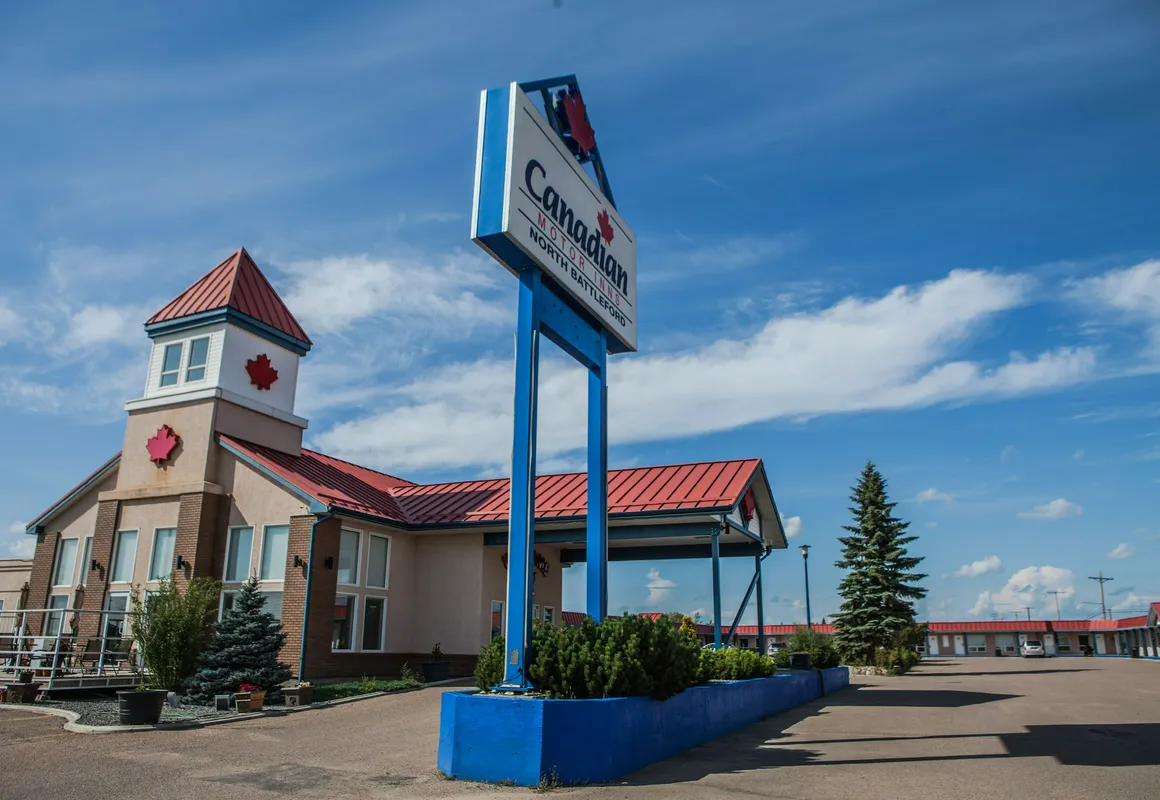 Canadian Motel North Battleford hotel hero