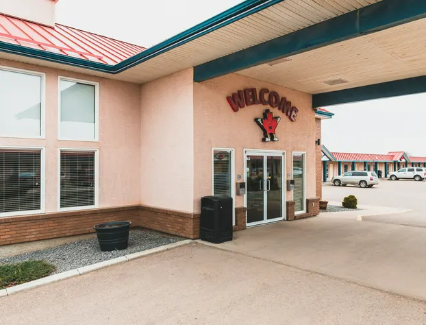 Canadian Motel North Battleford hotel detail image 2