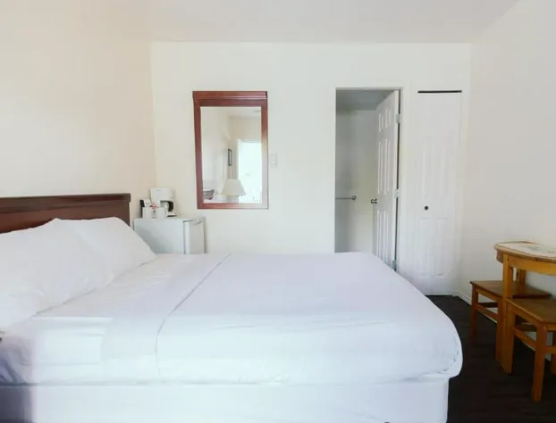 Beachside Motel hotel detail image 4