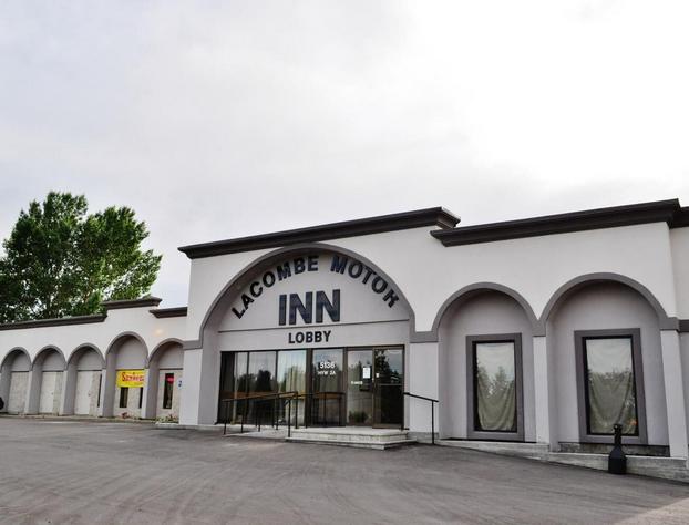 Lacombe Motor Inn hotel detail image 2